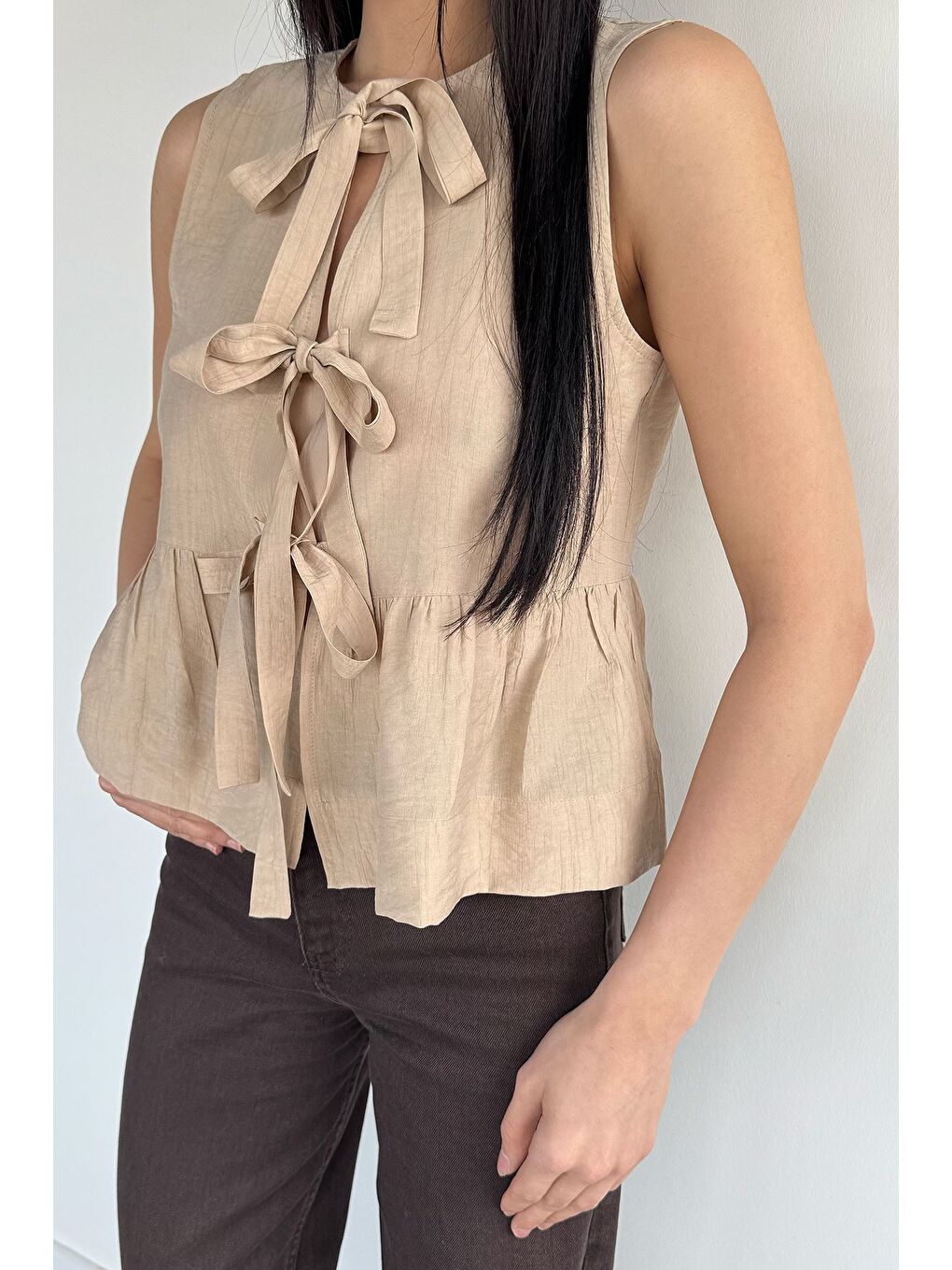 Bej Ön Bağlamalı Kadın Bluz-2