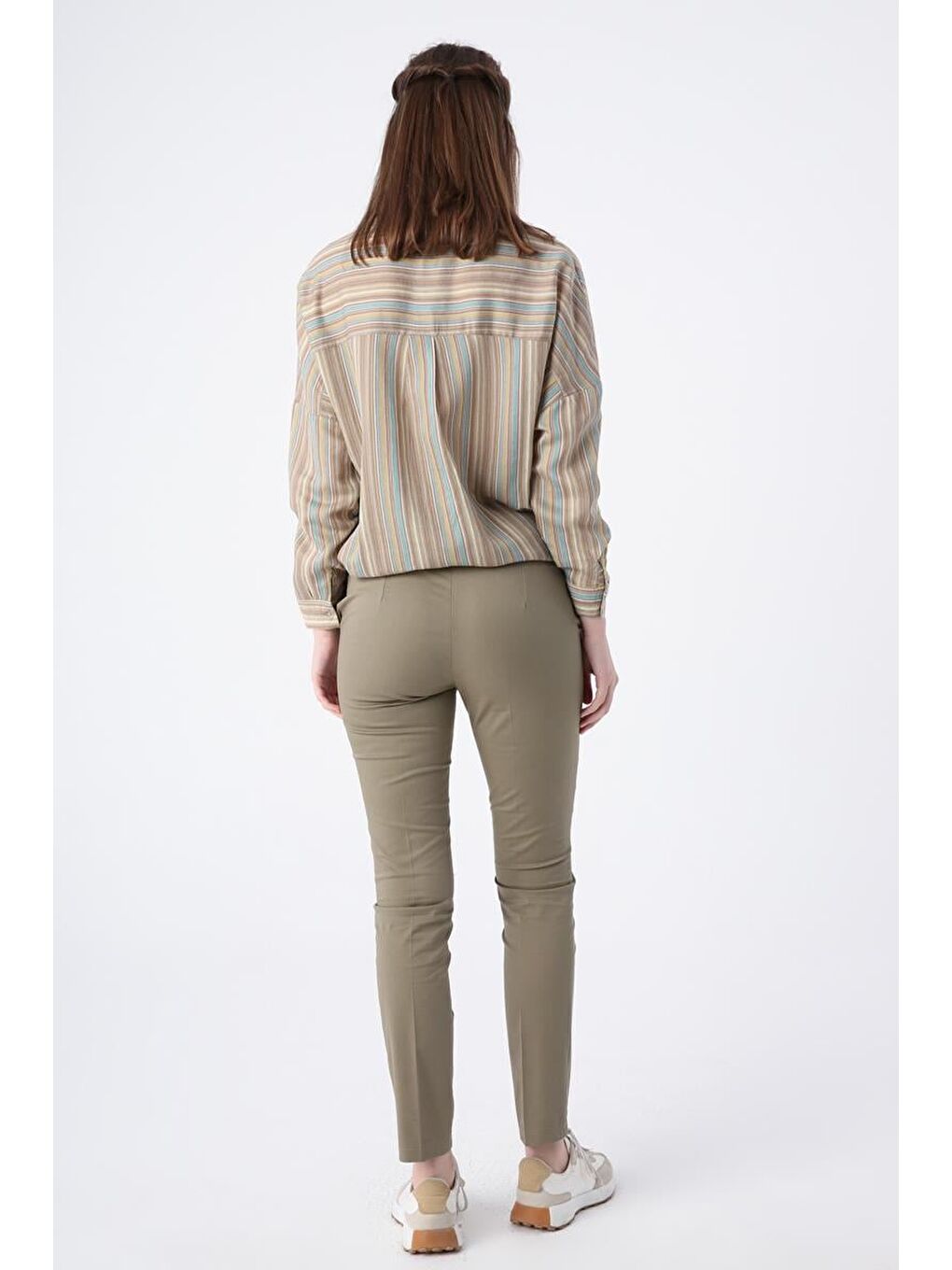 Haki Pamuklu Ütü İzli Cepli Elastanlı Dar Paça Pantolon-3