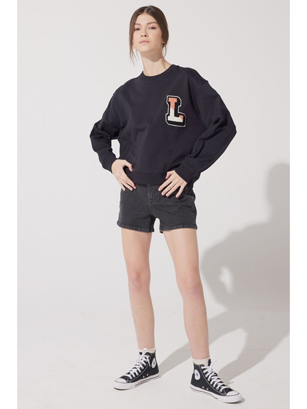 Siyah Loose Fit Rahat Kesim %100 Pamuk Bisiklet Yaka Sweatshirt-2