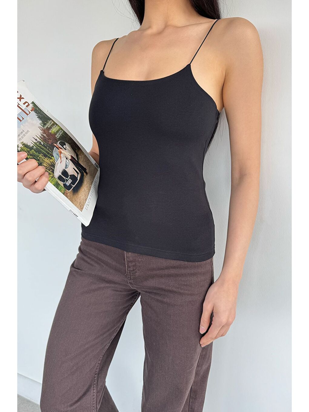 Siyah Kadın İp Askılı Elastanlı Crop Top Bluz