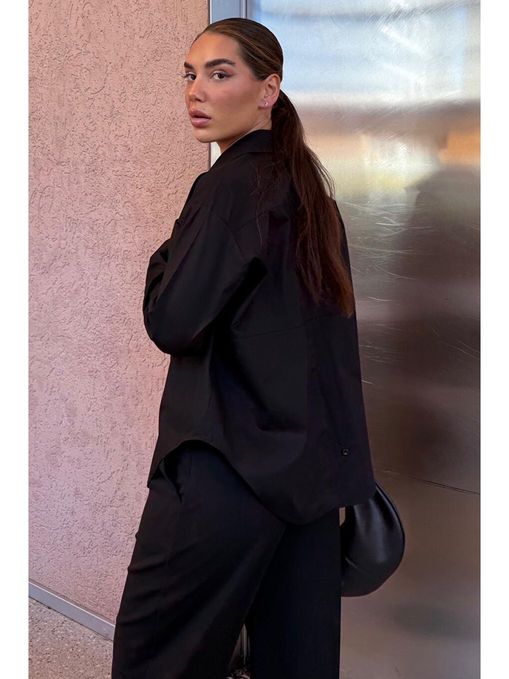 Siyah Düz Kesim Düğmeli Kadın Gömlek Mg2583-1