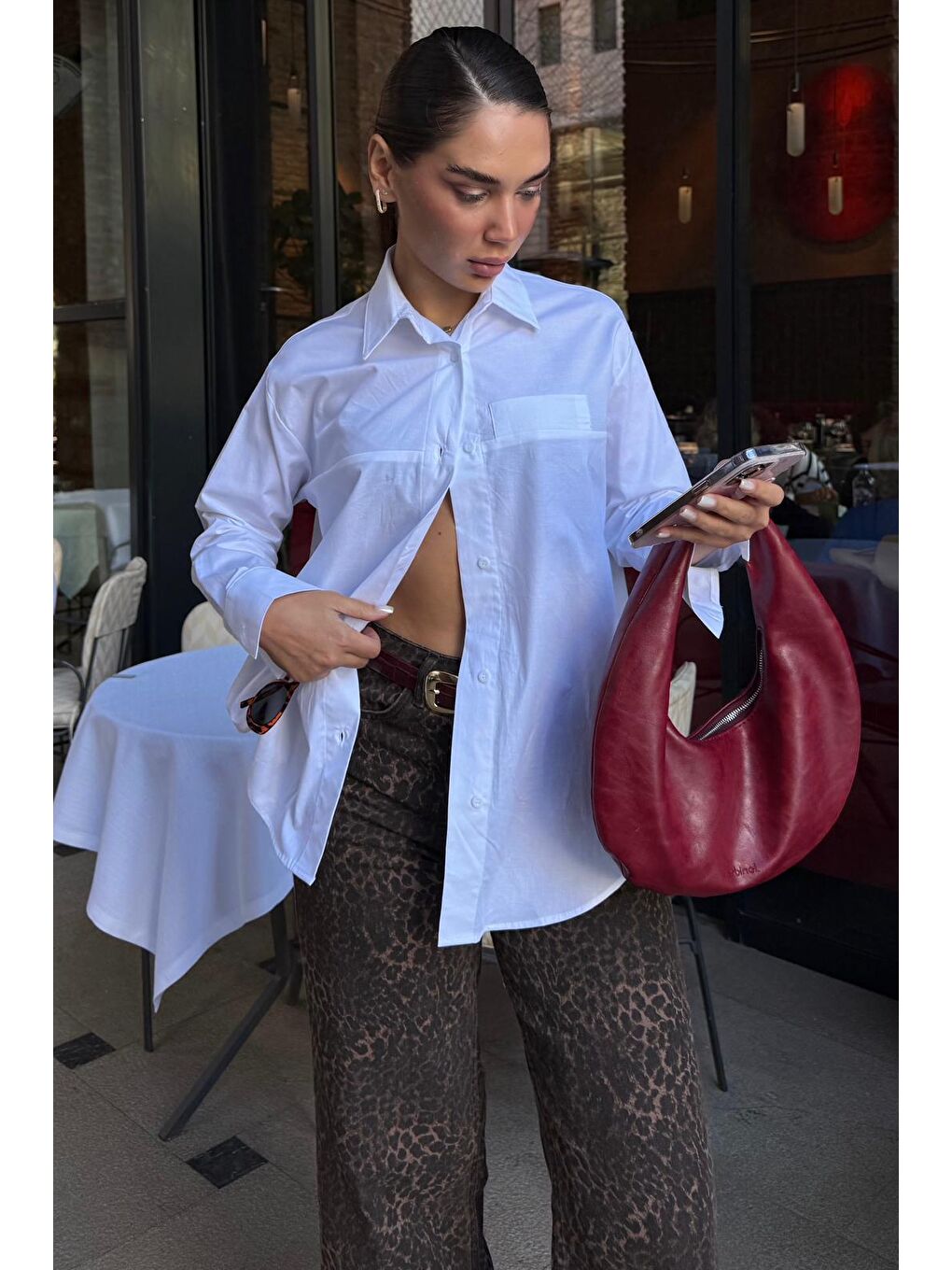 Beyaz Düz Kesim Düğmeli Kadın Gömlek Mg2583-1