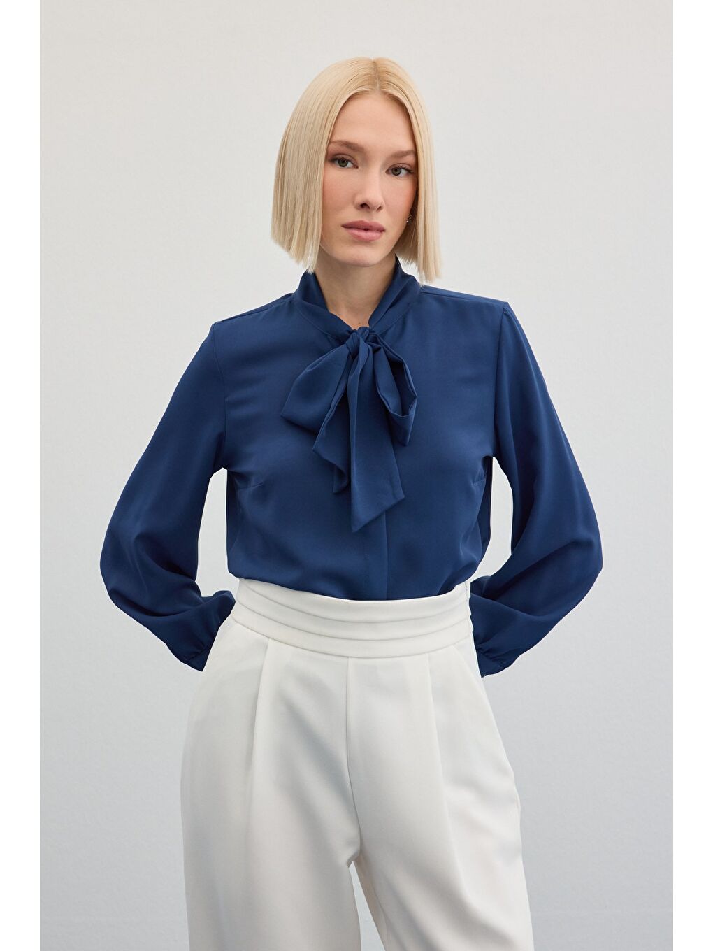 Yakası Bağlamalı Düz Gömlek - İndigo-2