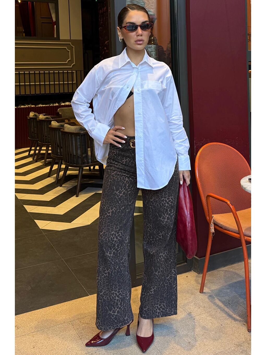 Beyaz Düz Kesim Düğmeli Kadın Gömlek Mg2583-4