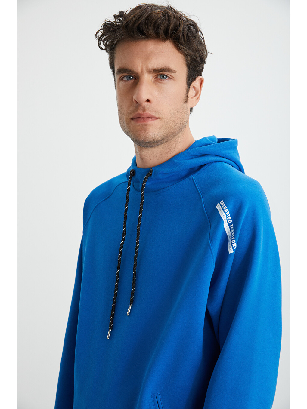 Malagos Erkek İçi Polarlı Yumuşacık 3 İplik İçi Şardonlu Regular Kapüşonlu Mavi Sweatshirt-3