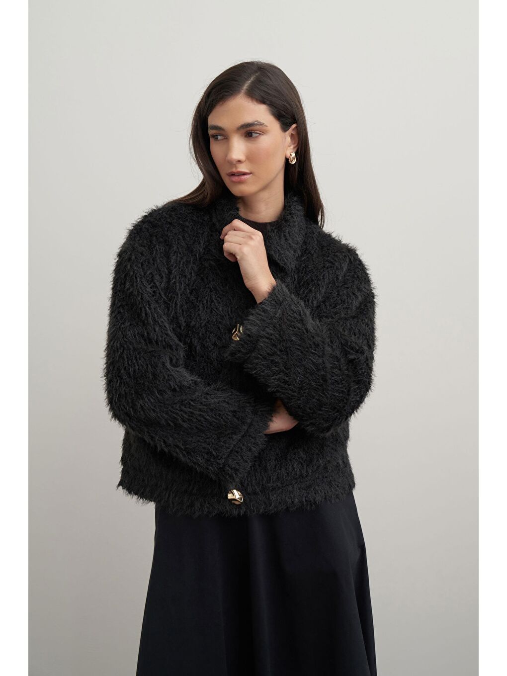 Siyah-Gold Dügmeli Pelüş Ceket-3