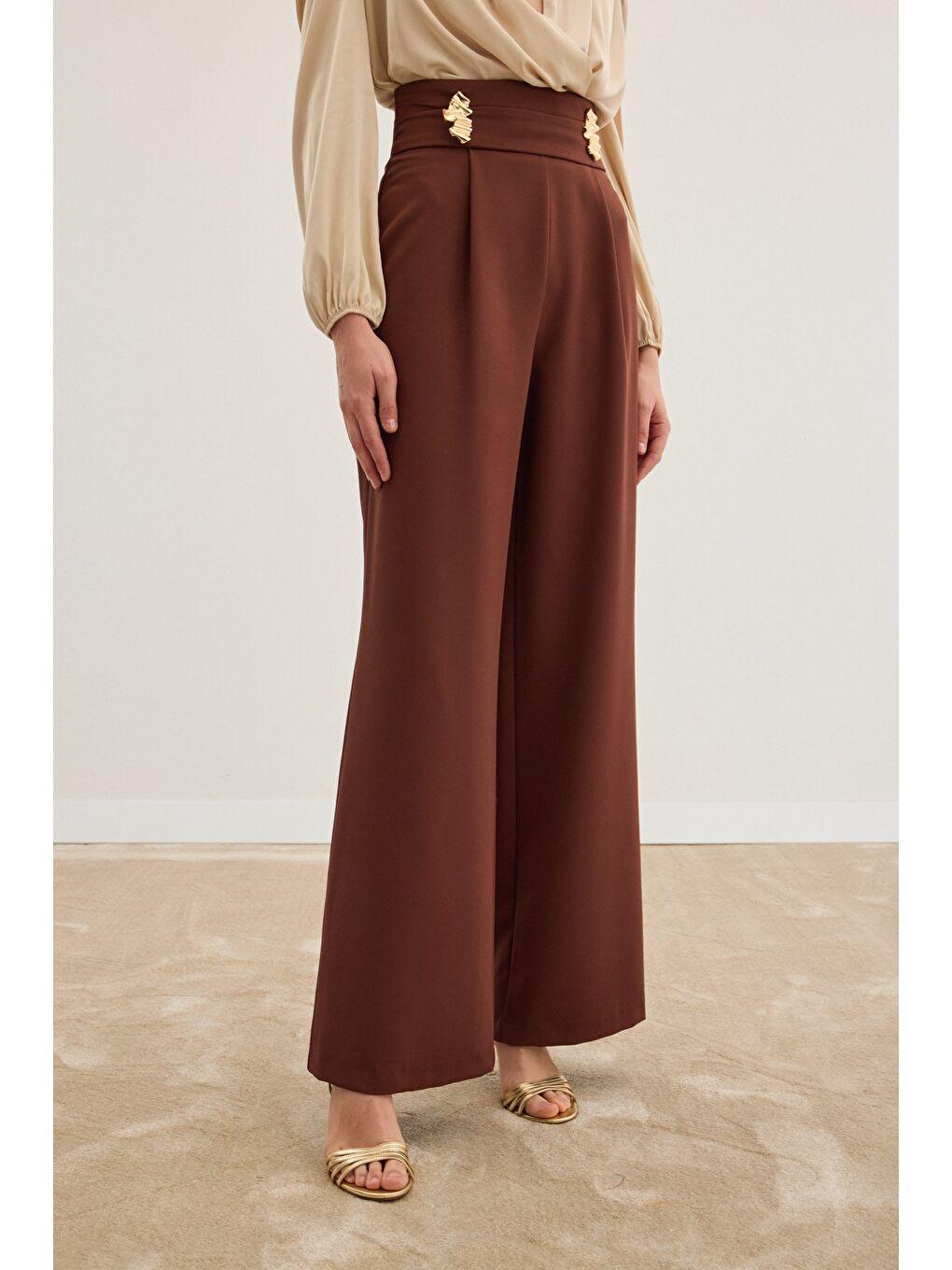 Kahverengi Bel Aksesuarlı Pantolon - Kahve-6
