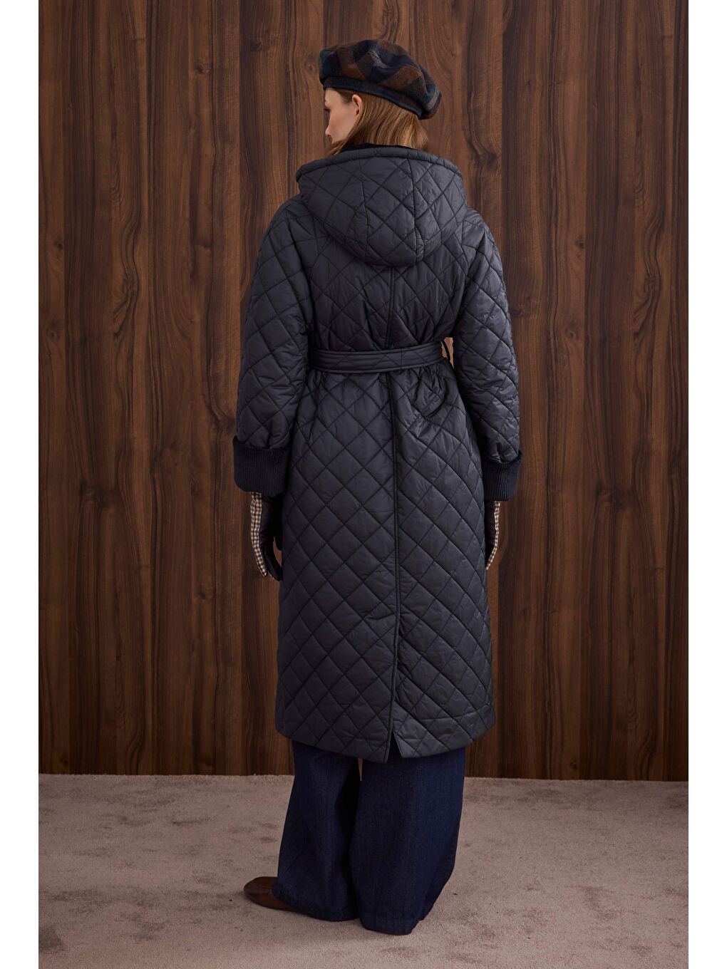 Uzun Kapitone Mont Lacivert-3