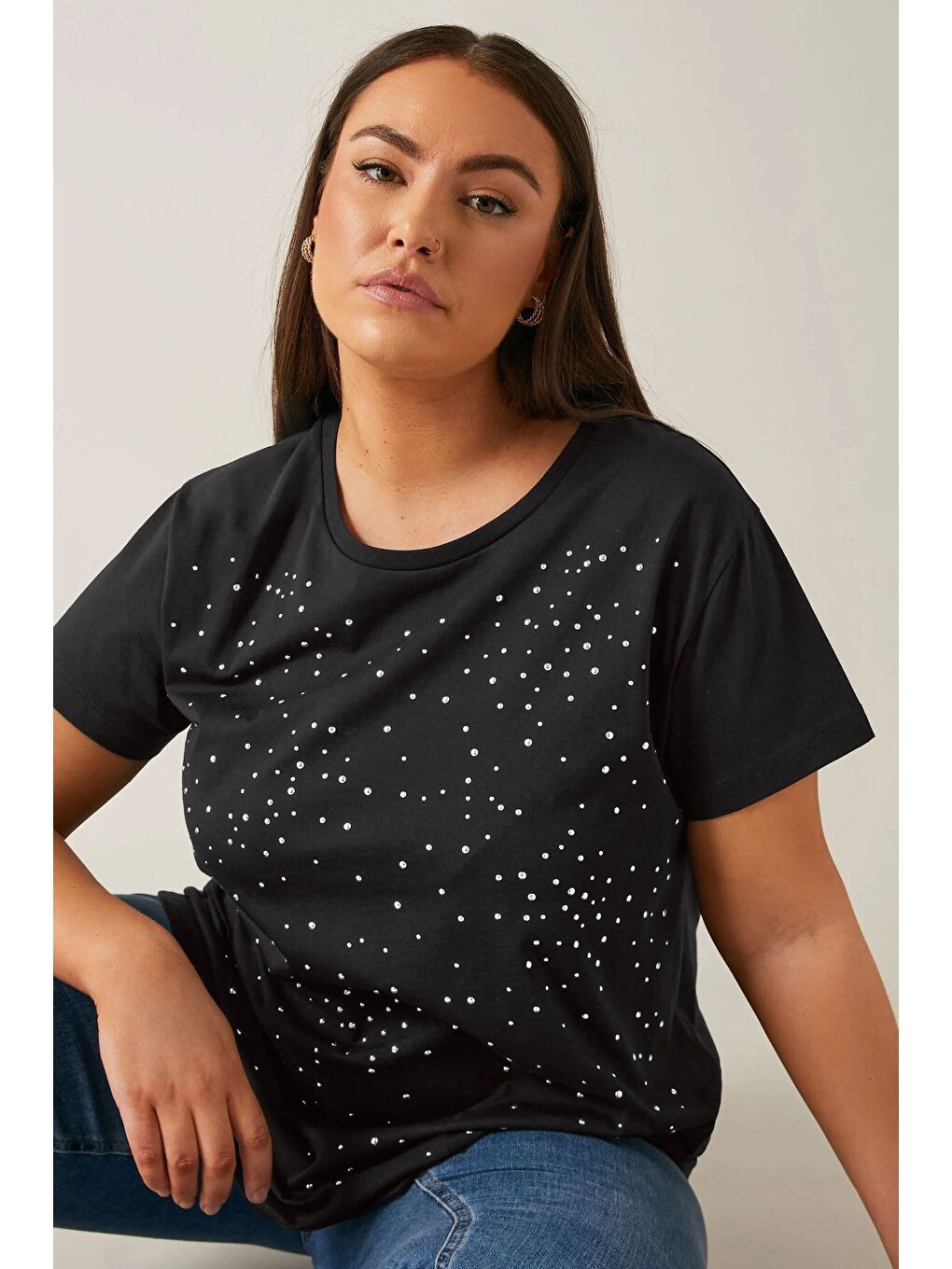 Siyah Büyük Beden Bisiklet Yaka Kısa Kollu Taş Yapıştırma Basic T-shirt 615350-1