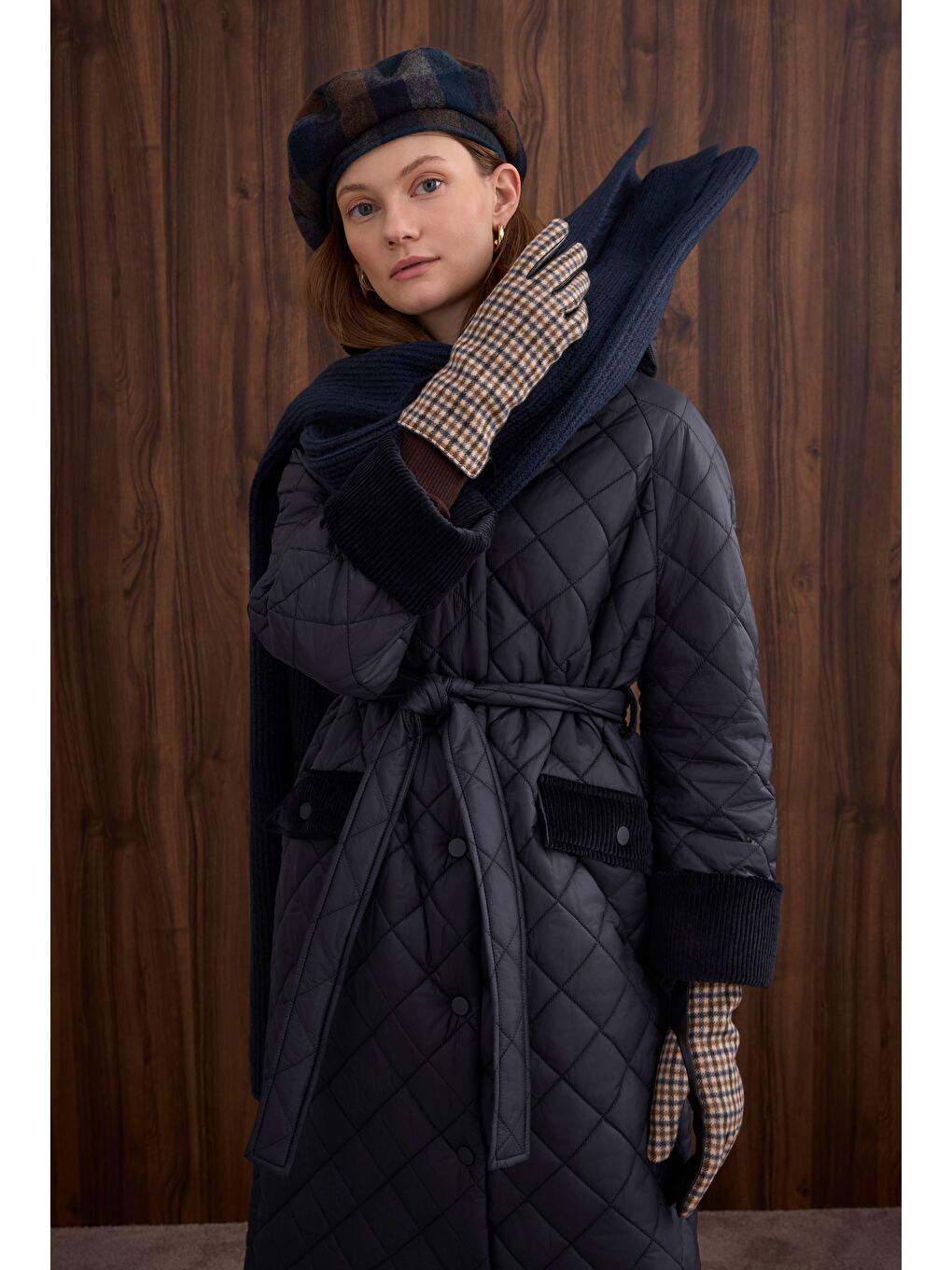 Uzun Kapitone Mont Lacivert-4