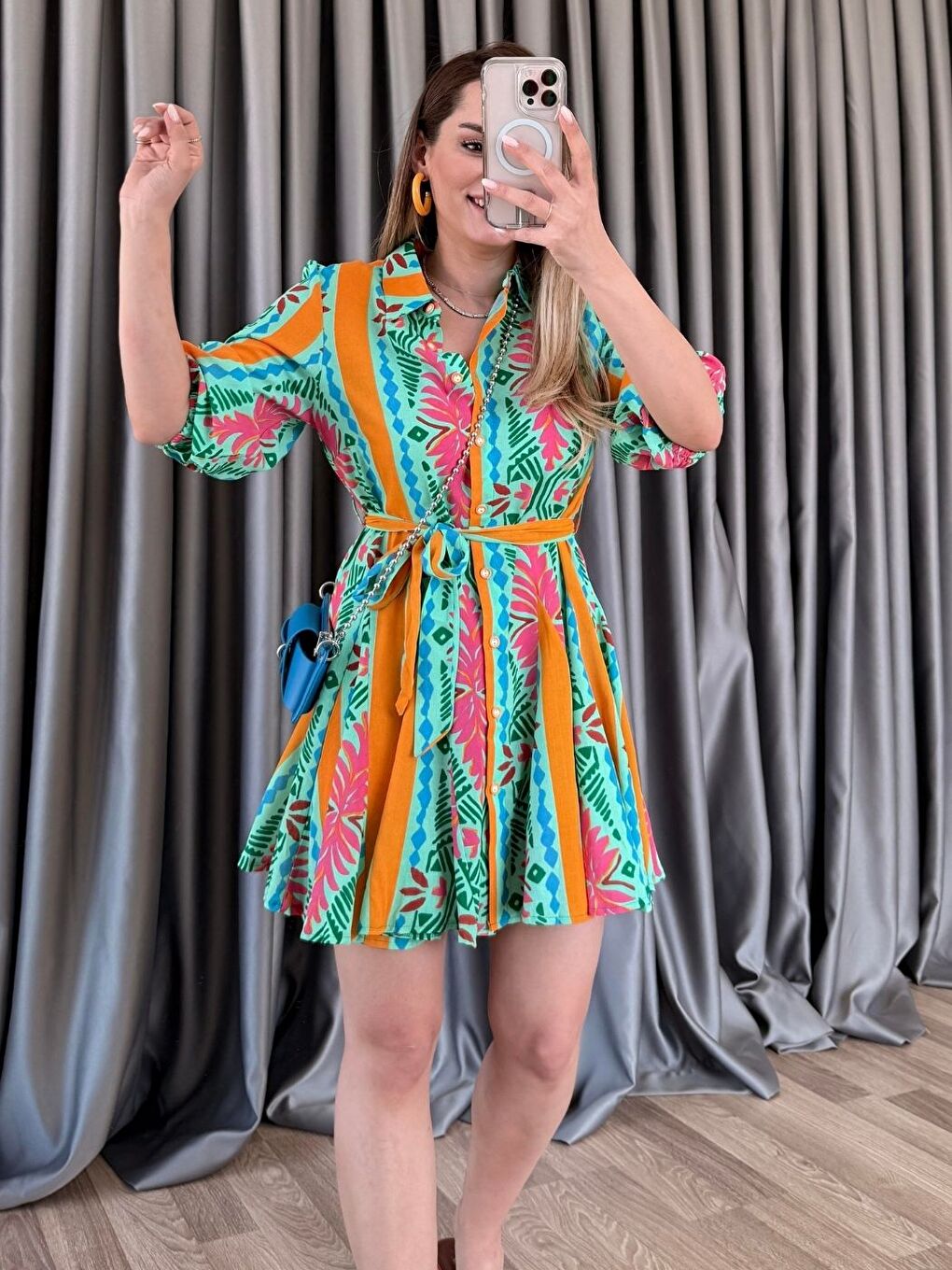 Karışık Desenli Kloş Elbise-1