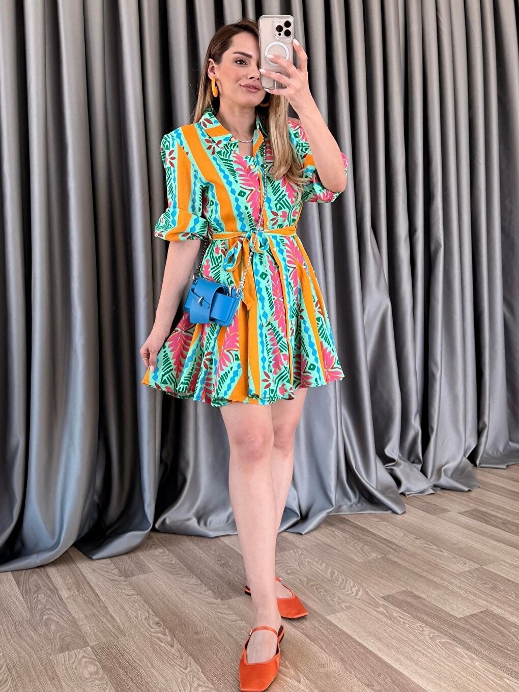 Karışık Desenli Kloş Elbise-3