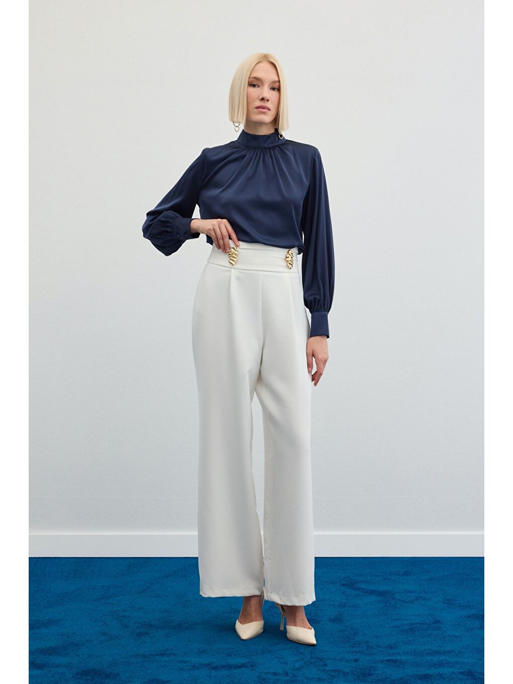 Bel Aksesuarlı Pantolon - Ekru-4