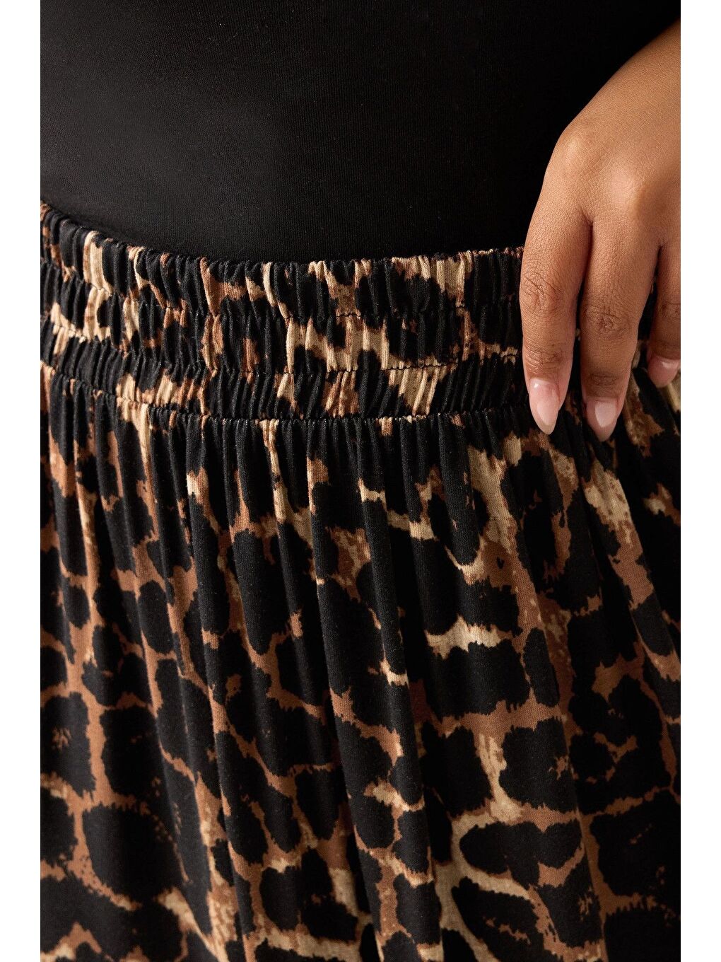 Kahverengi Büyük Beden Bürümcük Kumaş Leopar Desenli Beli Lastikli Etek 304237-3