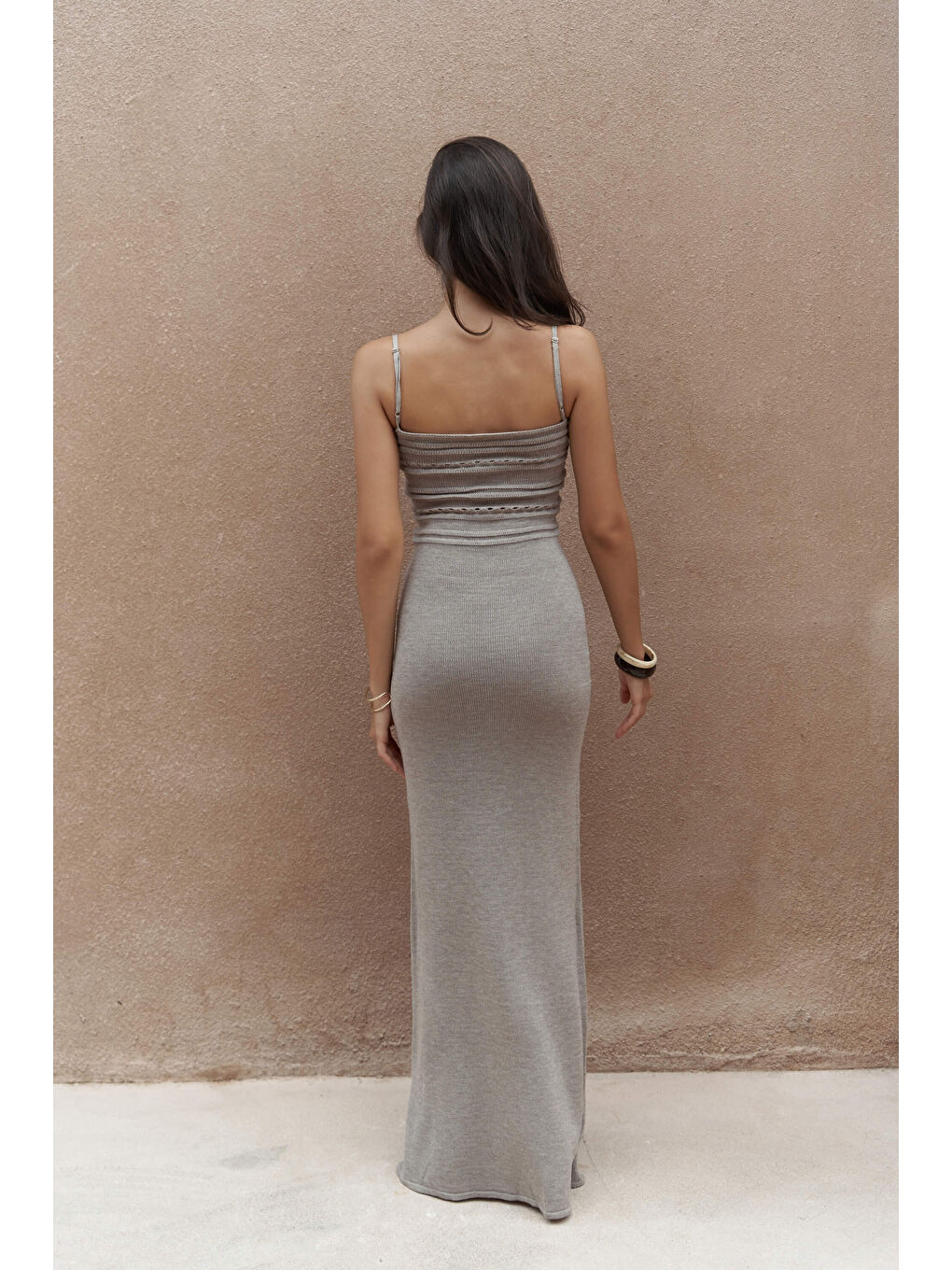 Bej Jayah Büzgü Detay Askılı Vizon Triko Elbise-4