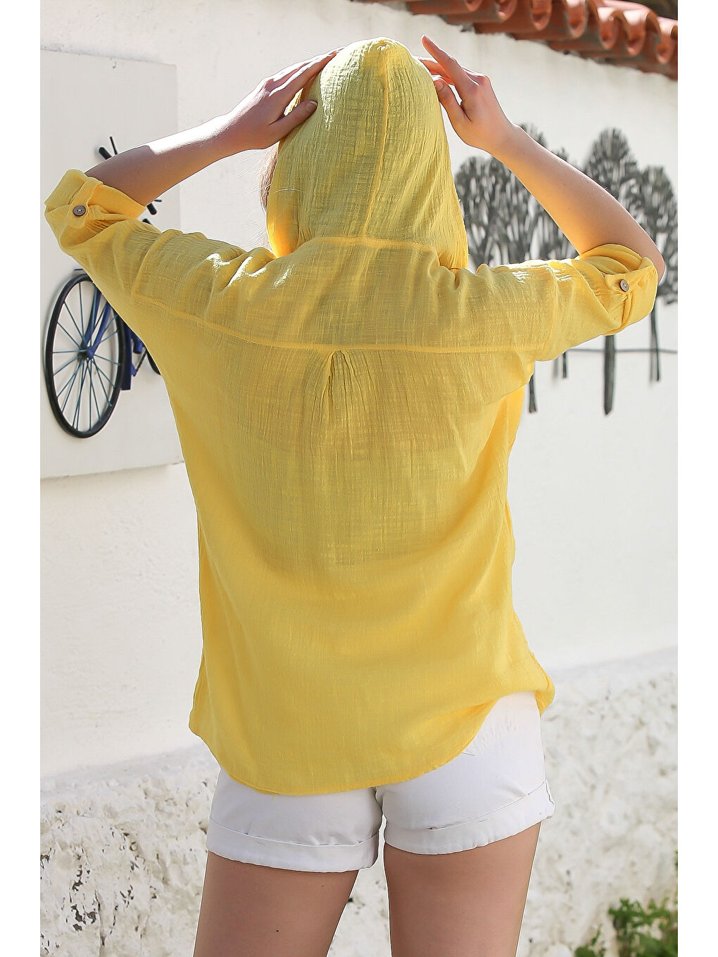 Chiccy Sari Açık Limon Kapüşonlu Düğmeli Uzun Kollu Çift Kapaklı Cepli Yıkamalı Casual Dokuma Bluz 72 62 - 5