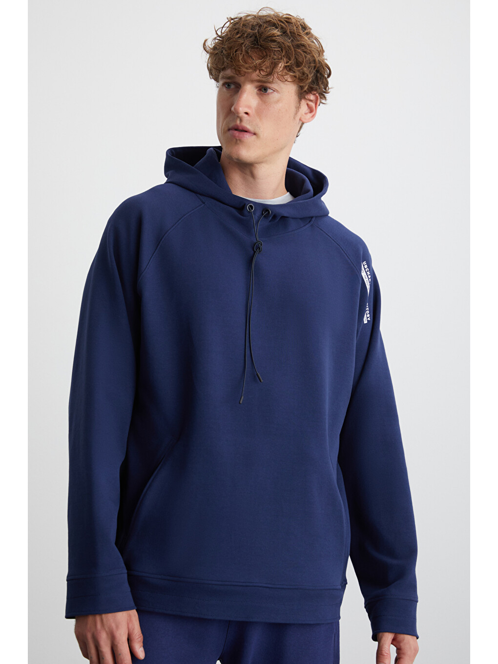 Malagos Erkek İçi Polarlı Yumuşacık 3 İplik İçi Şardonlu Regular Kapüşonlu Lacivert Sweatshirt-2