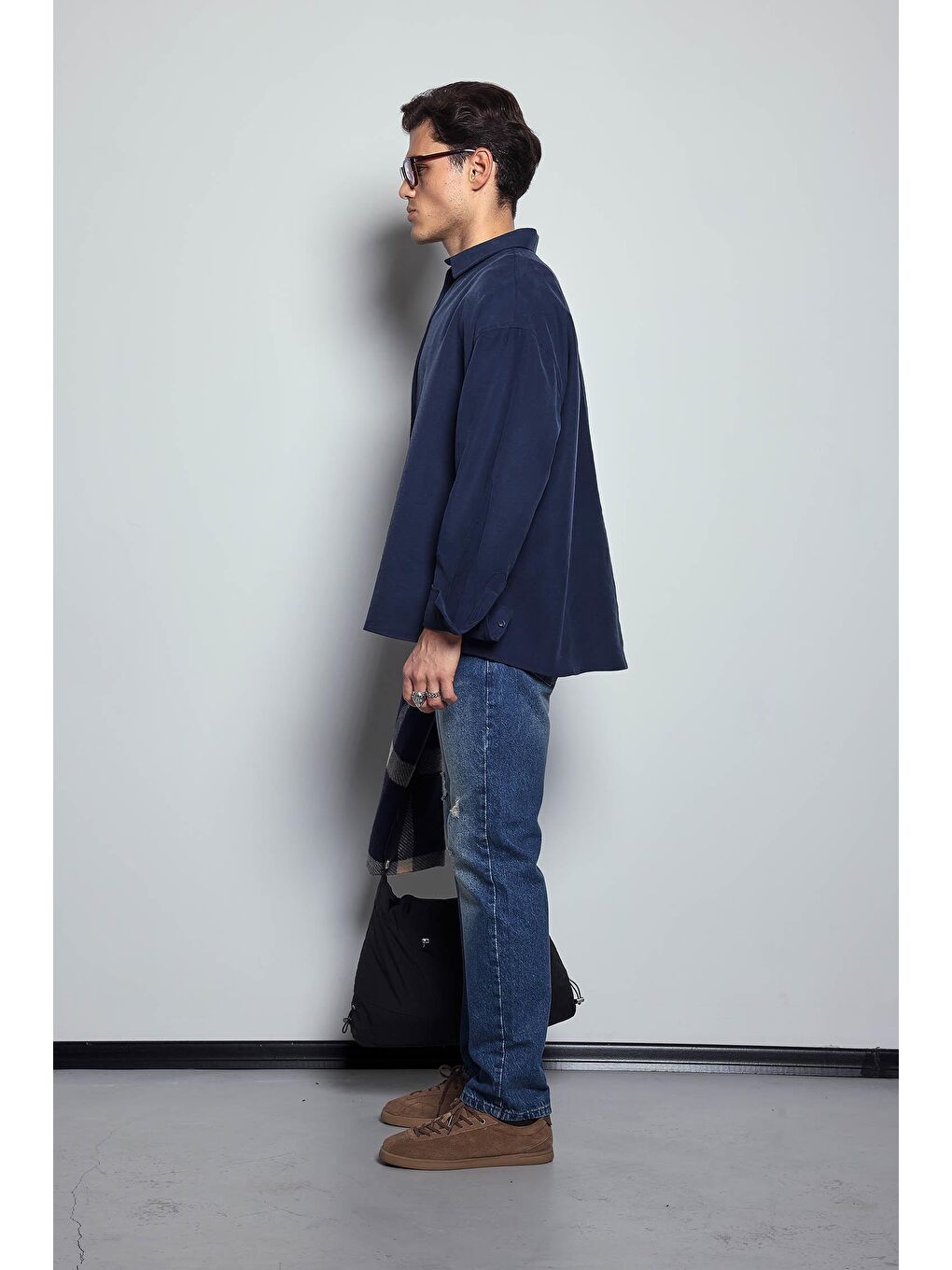 Erkek Oversize Uzun Kollu Basic Gömlek Lacivert-9