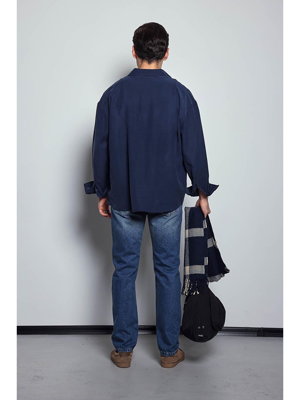 Erkek Oversize Uzun Kollu Basic Gömlek Lacivert-10