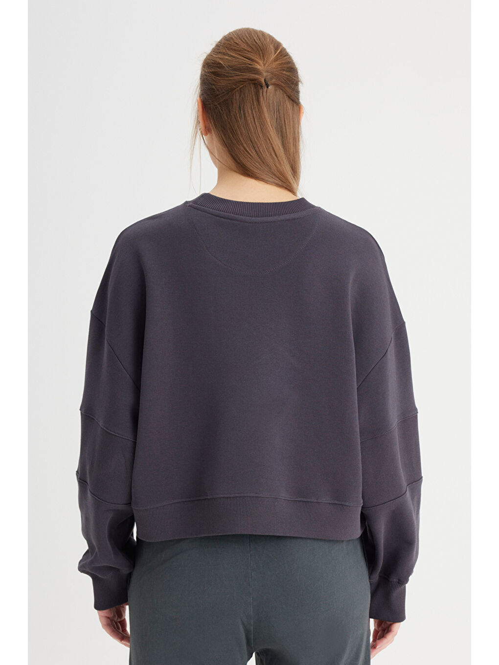 Antrasit Relaxed Fit Geniş Kesim Bisiklet Yaka %100 Pamuk Siyah Sweatshirt-5