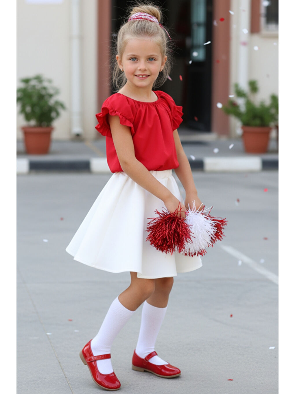 Kız Çocuk Kırmızı Bluz Krem Etek 23 Nisan 29 Ekim Gösteri Takımı