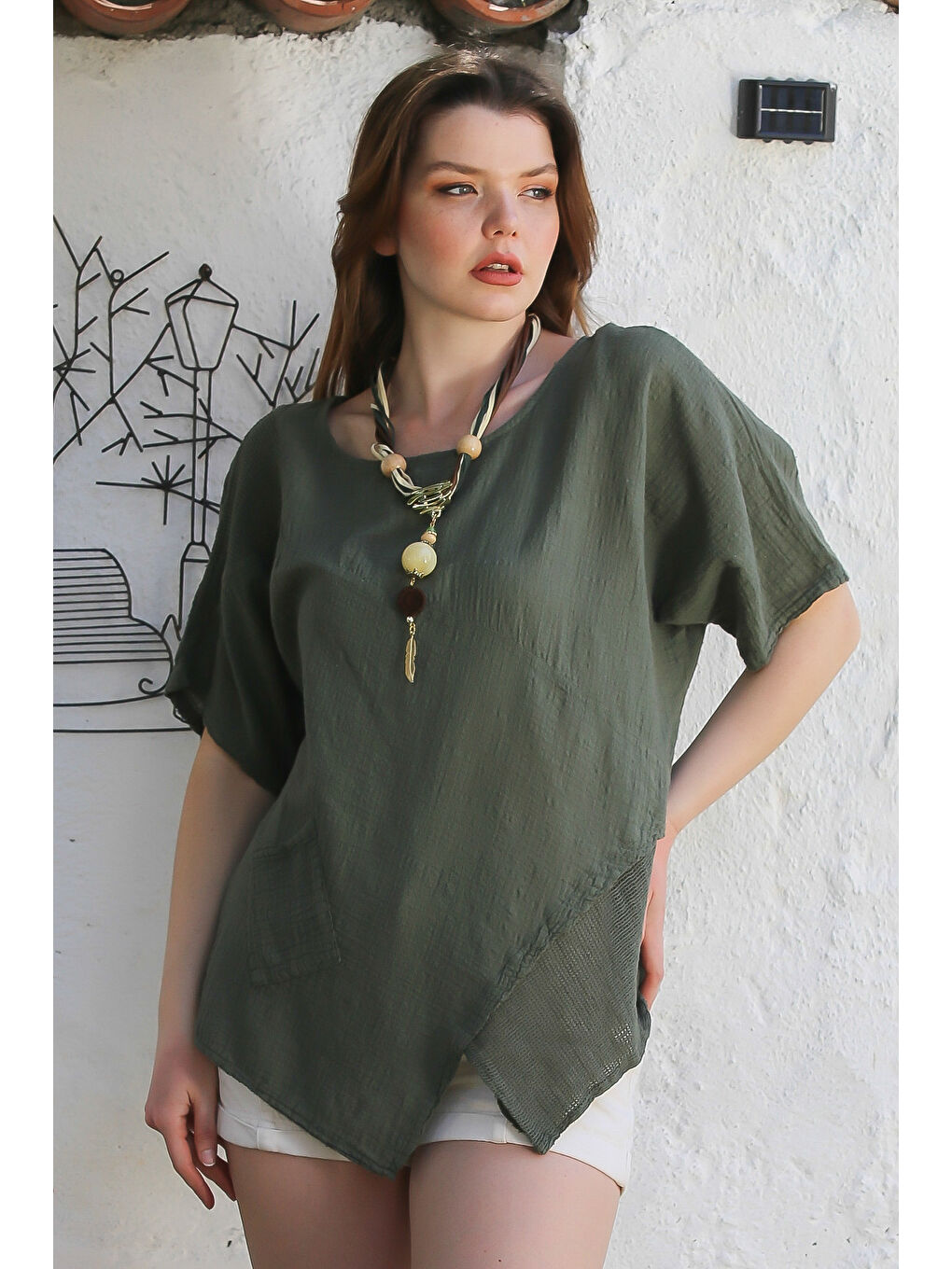 Haki Havuz Yaka Cepli File Detaylı Yıkamalı Casual Asimetrik Dokuma Bluz 70 65-2