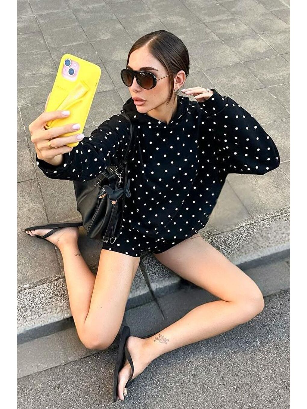 Siyah Puantiyeli Kapüşonlu Kadın Sweatshirt Sh279-2