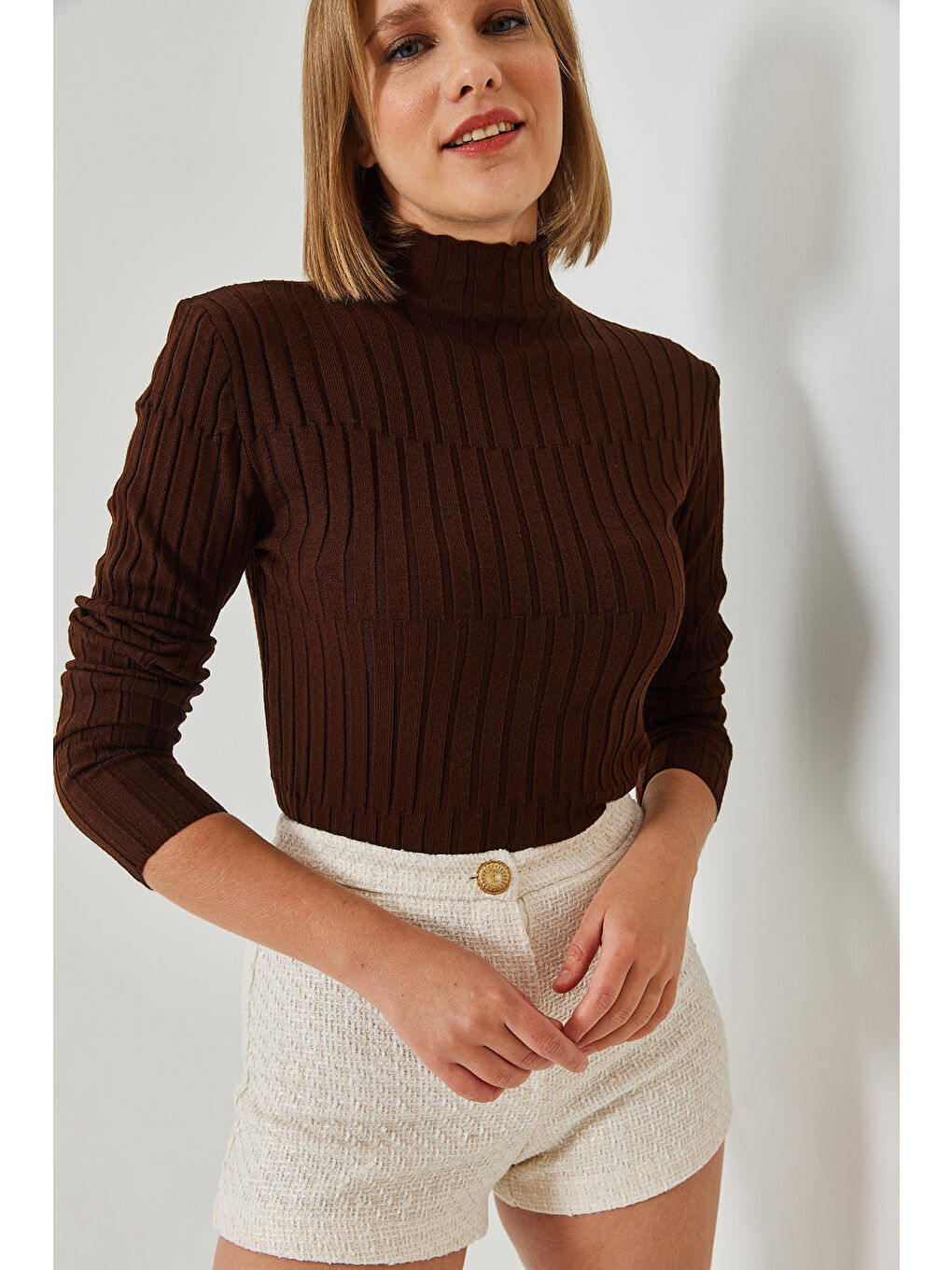 Kahverengi Kadın Balıkçı Yaka Parçalı Kazak-2