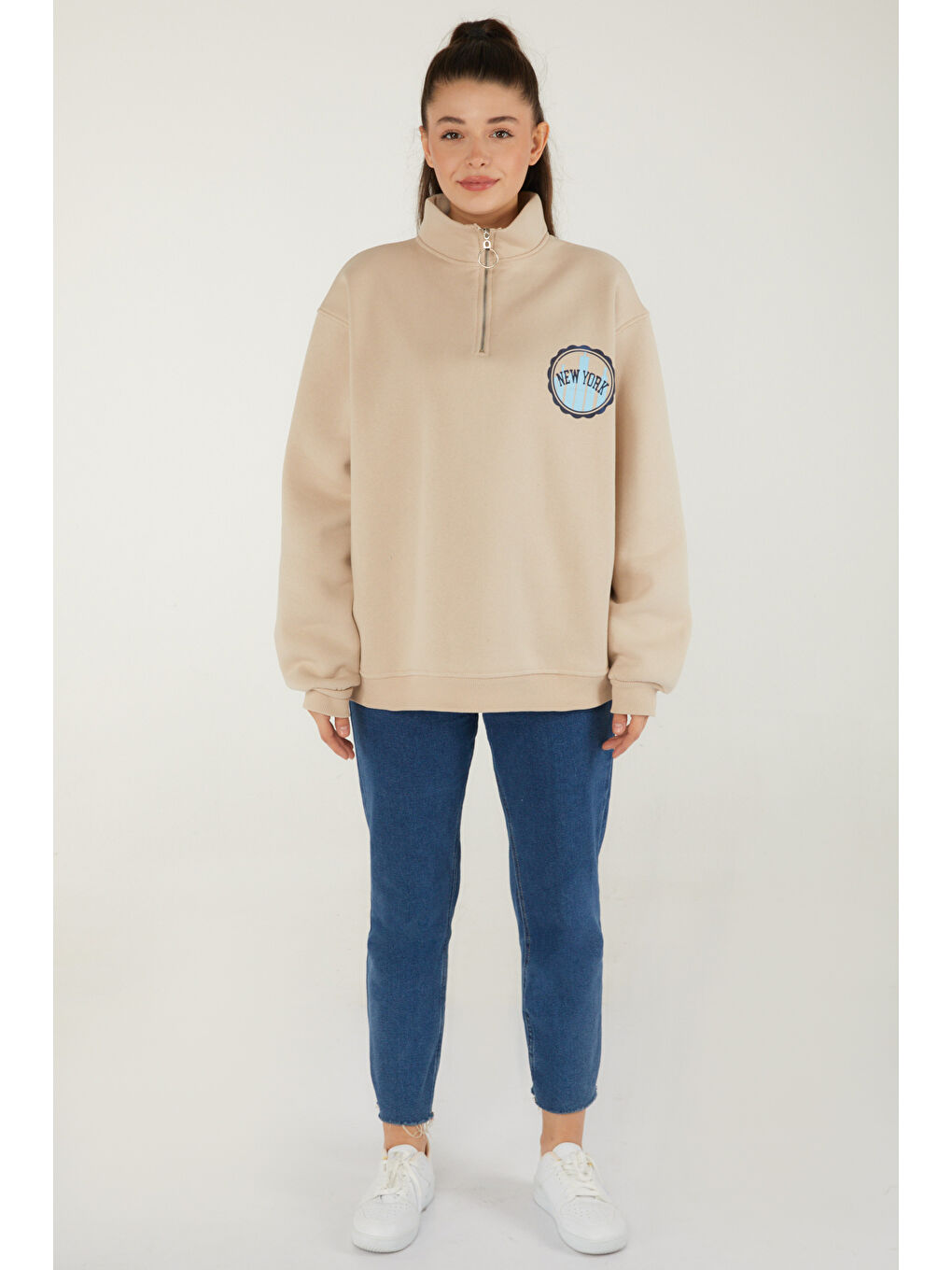 Yarım Balıkçı Yaka Kadın Bej Baskılı Sweatshirt - 26518-1