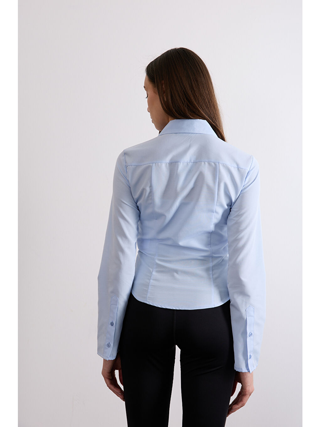 Mavi Vücuda Bele Oturan Saran Basic Kadın Gömleği-4