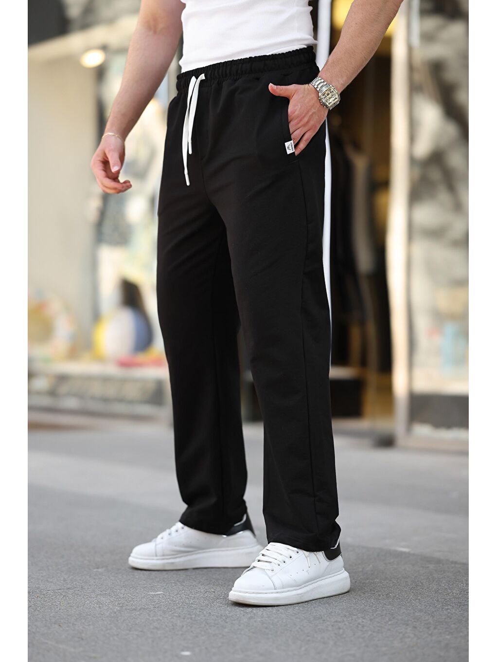 Siyah Rahat Kesim Erkek Eşofman Altı E6575