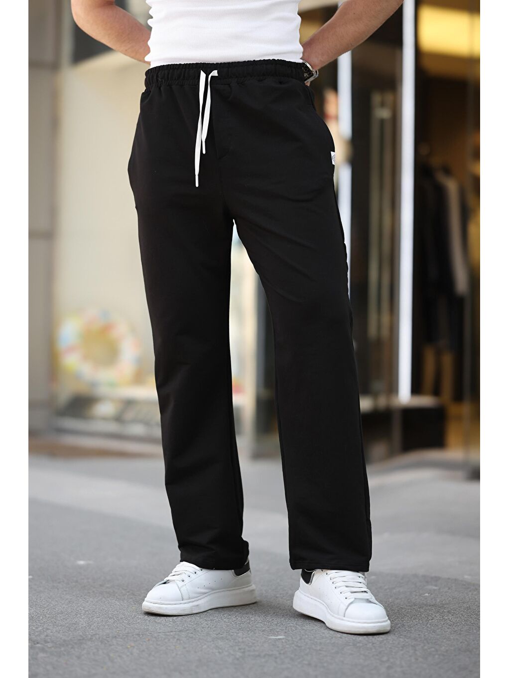 Siyah Rahat Kesim Erkek Eşofman Altı E6575-3