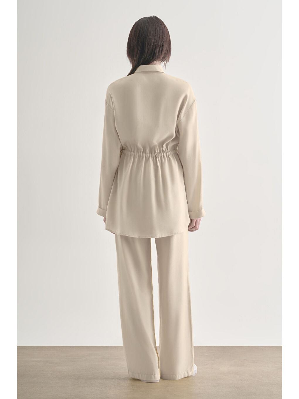 Çift Cepli Beli İp Büzgülü Modal Bej Rengi Tunik-2