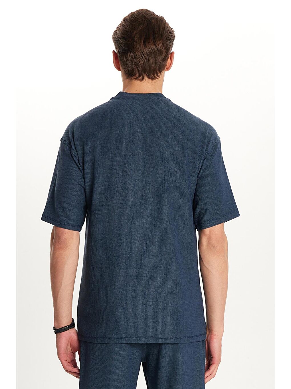 Erkek Standart Fit Pamuklu Jakarlı Baskılı Bisiklet Yaka Beli Bağcıklı Lacivert Şort Takım-6