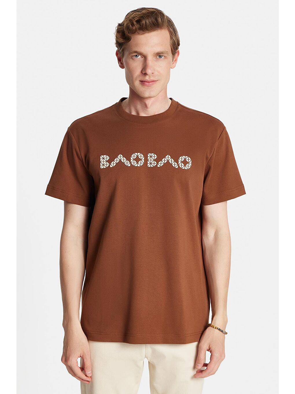 Relax Fit Rahat Kesim Pamuklu Ön Ve Arka Baskı Detaylı Bisiklet Yaka Kahverengi Erkek Tişört