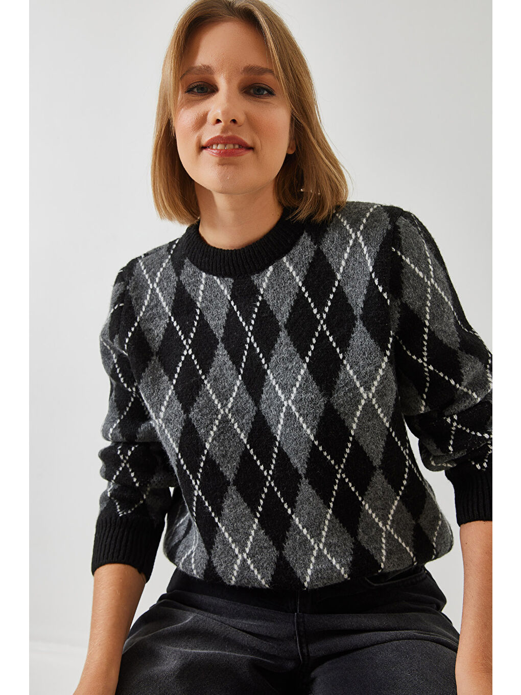 Siyah Kadın Bisiklet Yaka Baklava Desenli Kazak-5