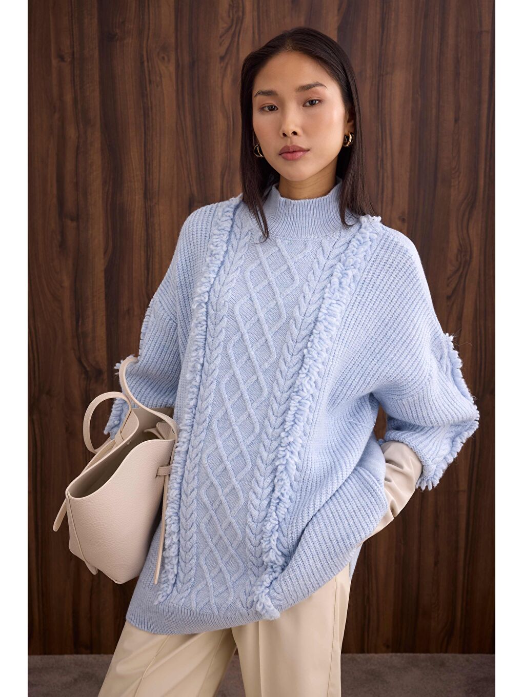 Püskül Detaylı Örme Kazak Buz Mavi-2