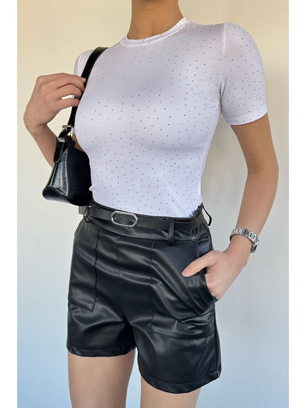 Beyaz Kadın Bisiklet Yaka Taş İşlemeli Elastanlı Bluz-2