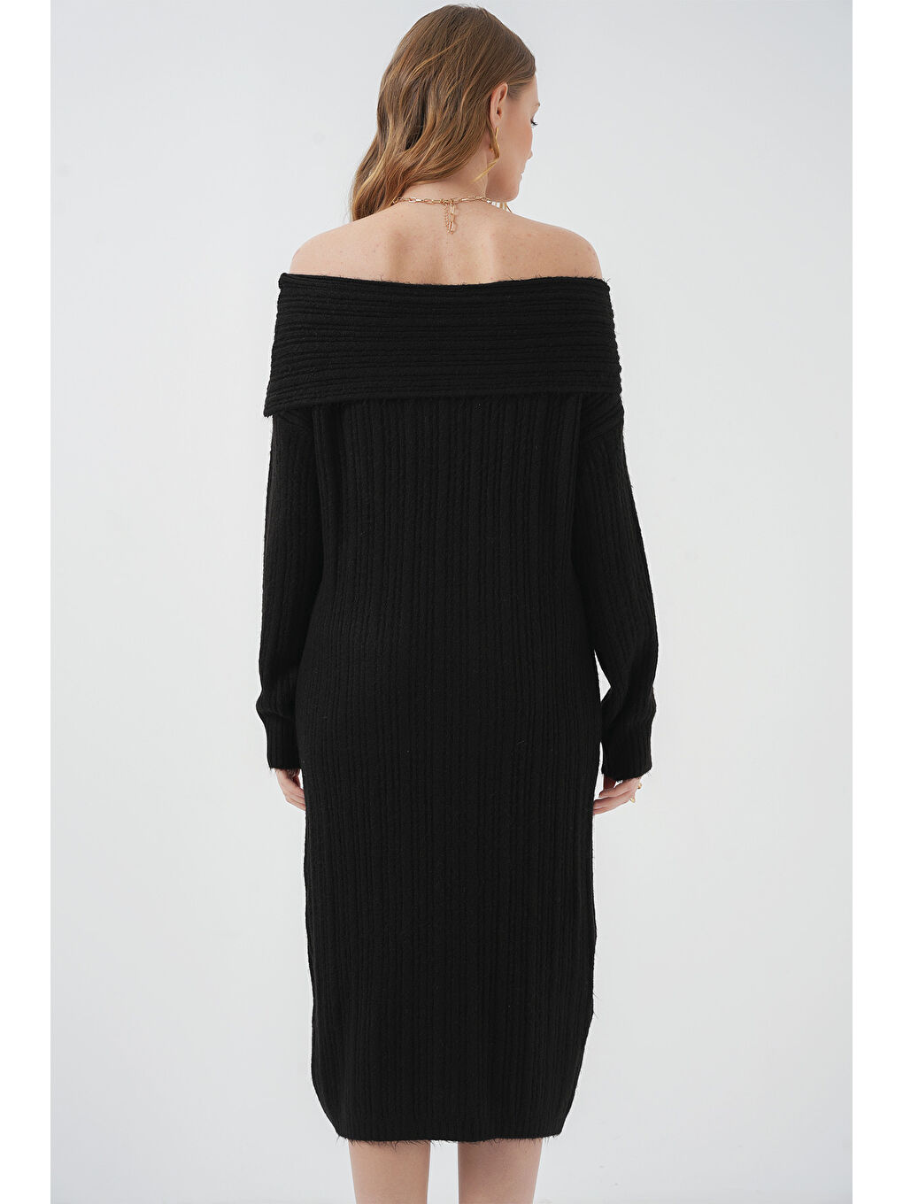 15920 Madonna Yaka Oversize Triko Elbise - Siyah-5