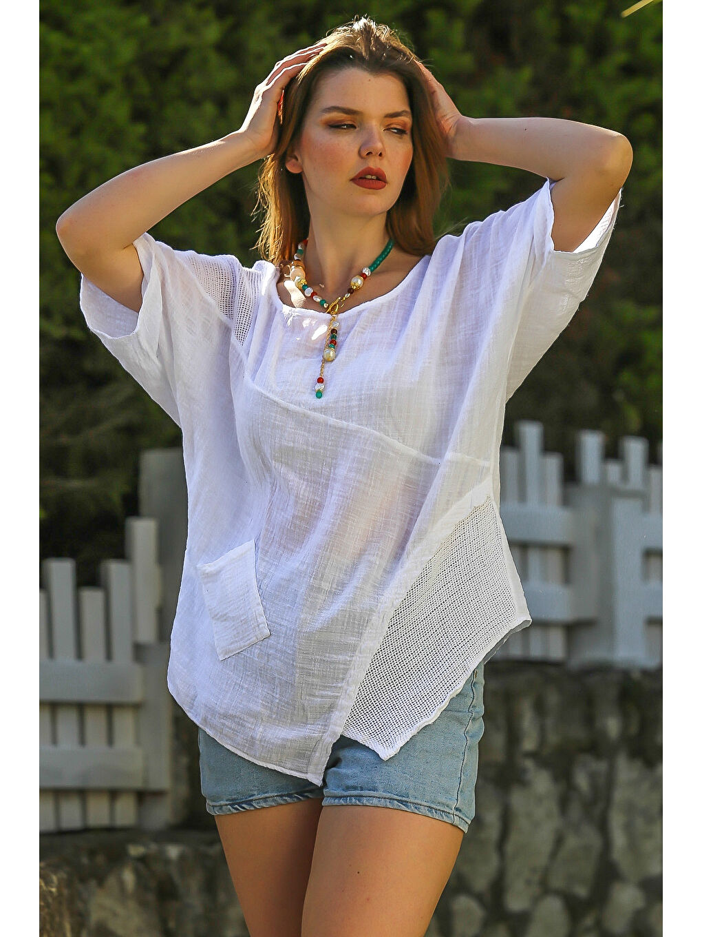 Beyaz Havuz Yaka Cepli File Detaylı Yıkamalı Casual Asimetrik Dokuma Bluz 70 65-2