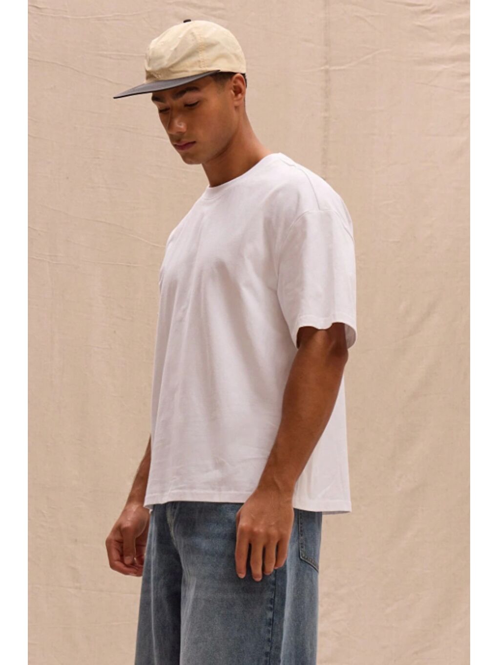 Beyaz Erkek %100 Organik Pamuklu Kalın Dokulu Comfort Fit Bisiklet Yakalı T-shirt-3