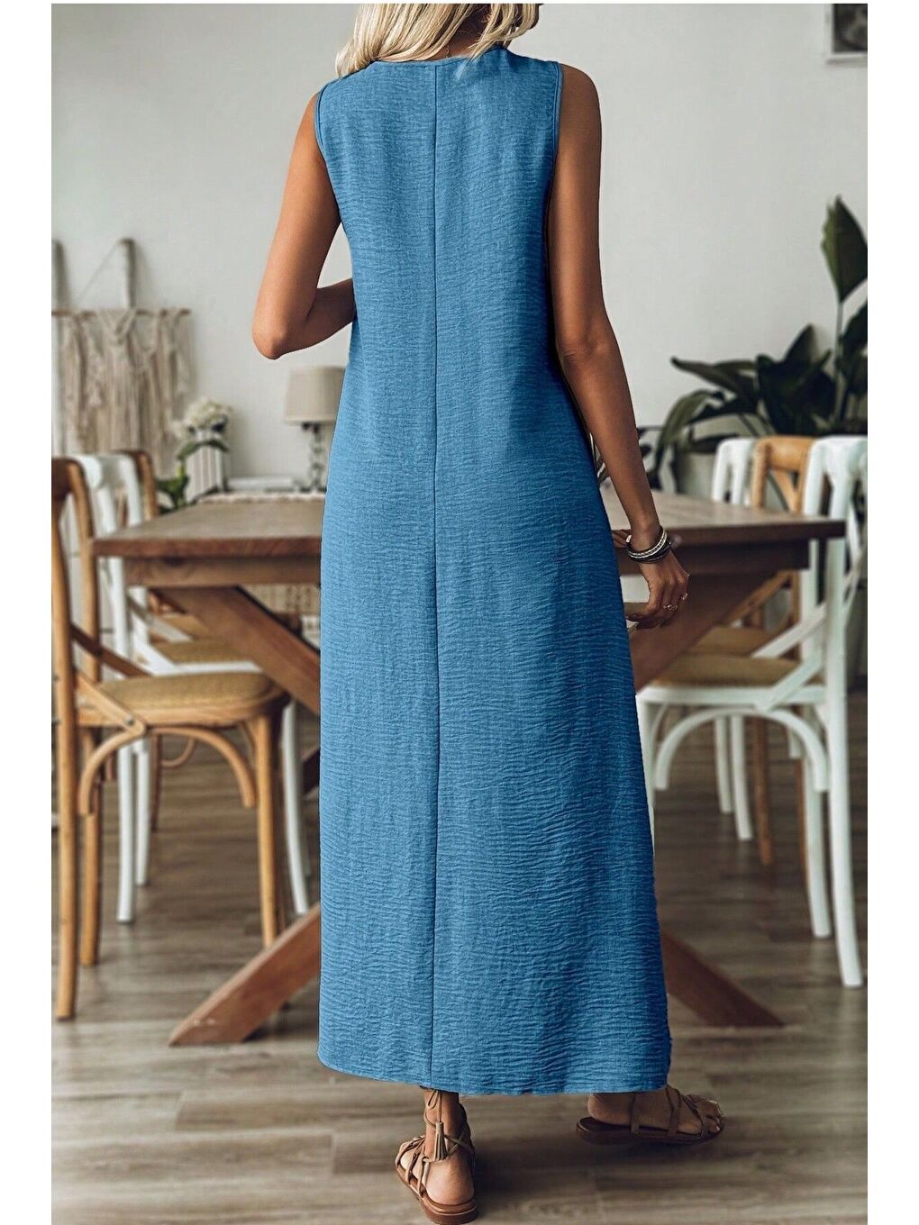 Kadın Koyu Mavi V Yaka Kolsuz Maxi Boy Keten Elbise-1