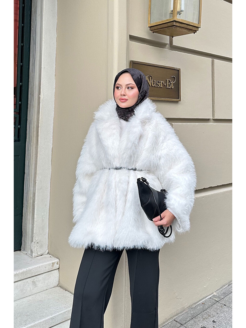 Kadın Sim Detay Kemerli Kaban Ekru-3