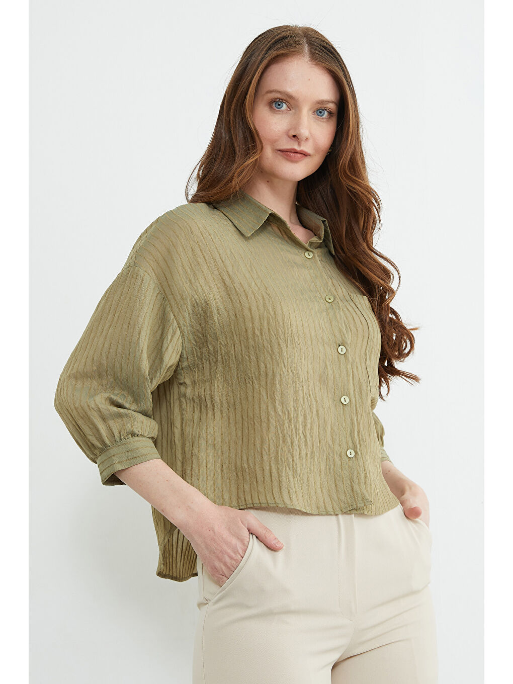 Haki Çizgili Jakarlı Tek Cepli Gömlek