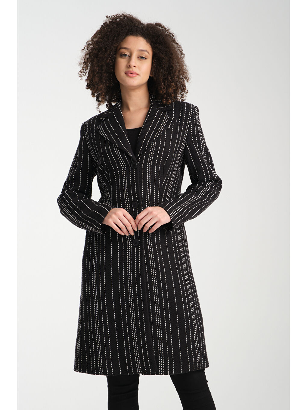 Siyah Kadın Çizgili Kaban K40-2