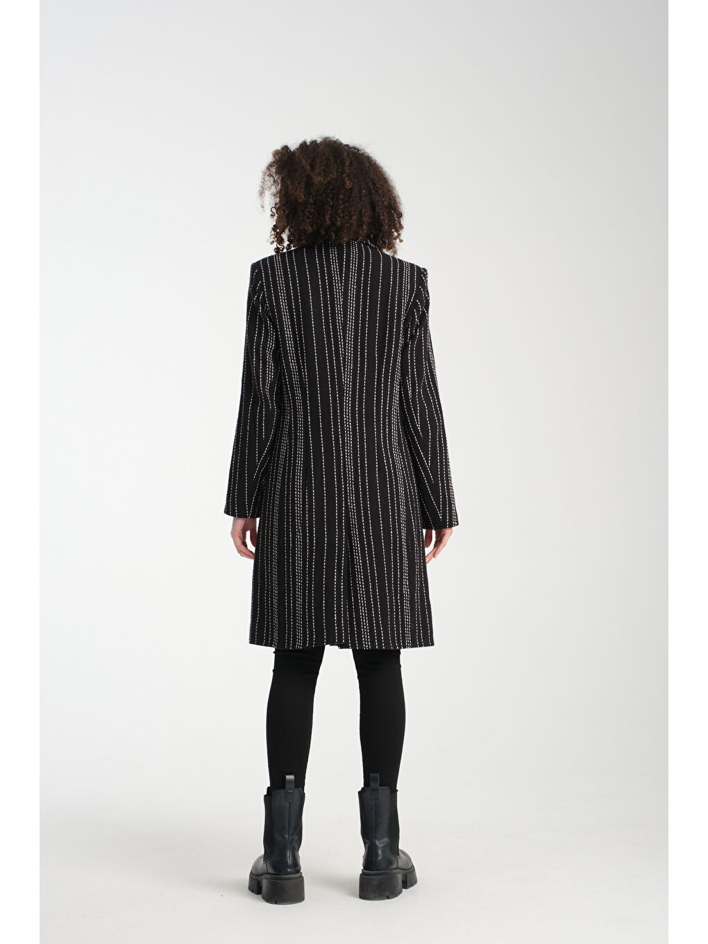 Siyah Kadın Çizgili Kaban K40-3