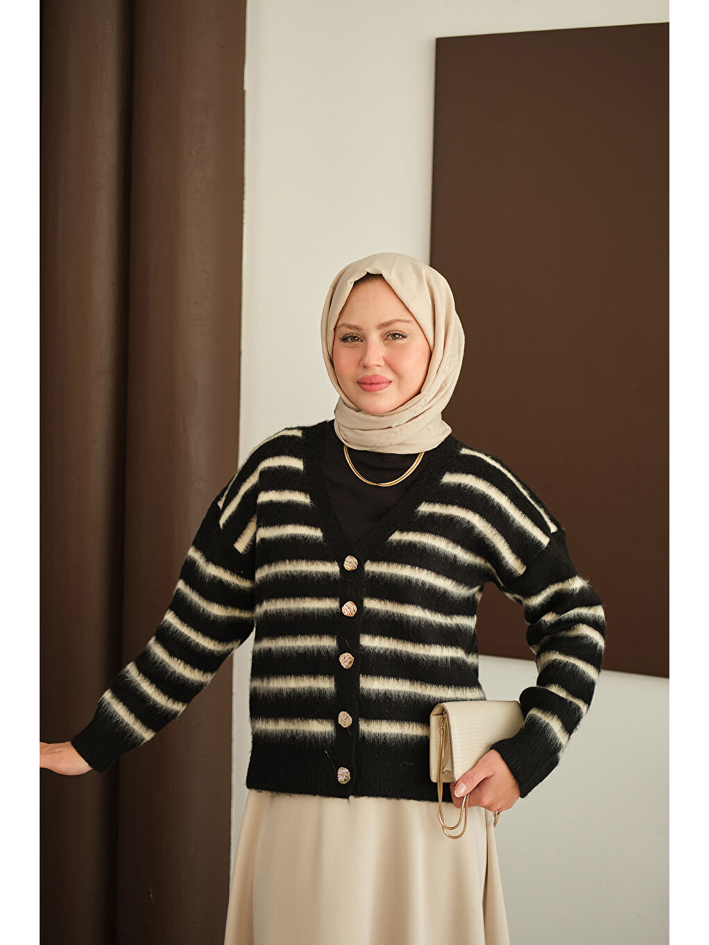 Kadın Kısa Triko Hırka Siyah-2