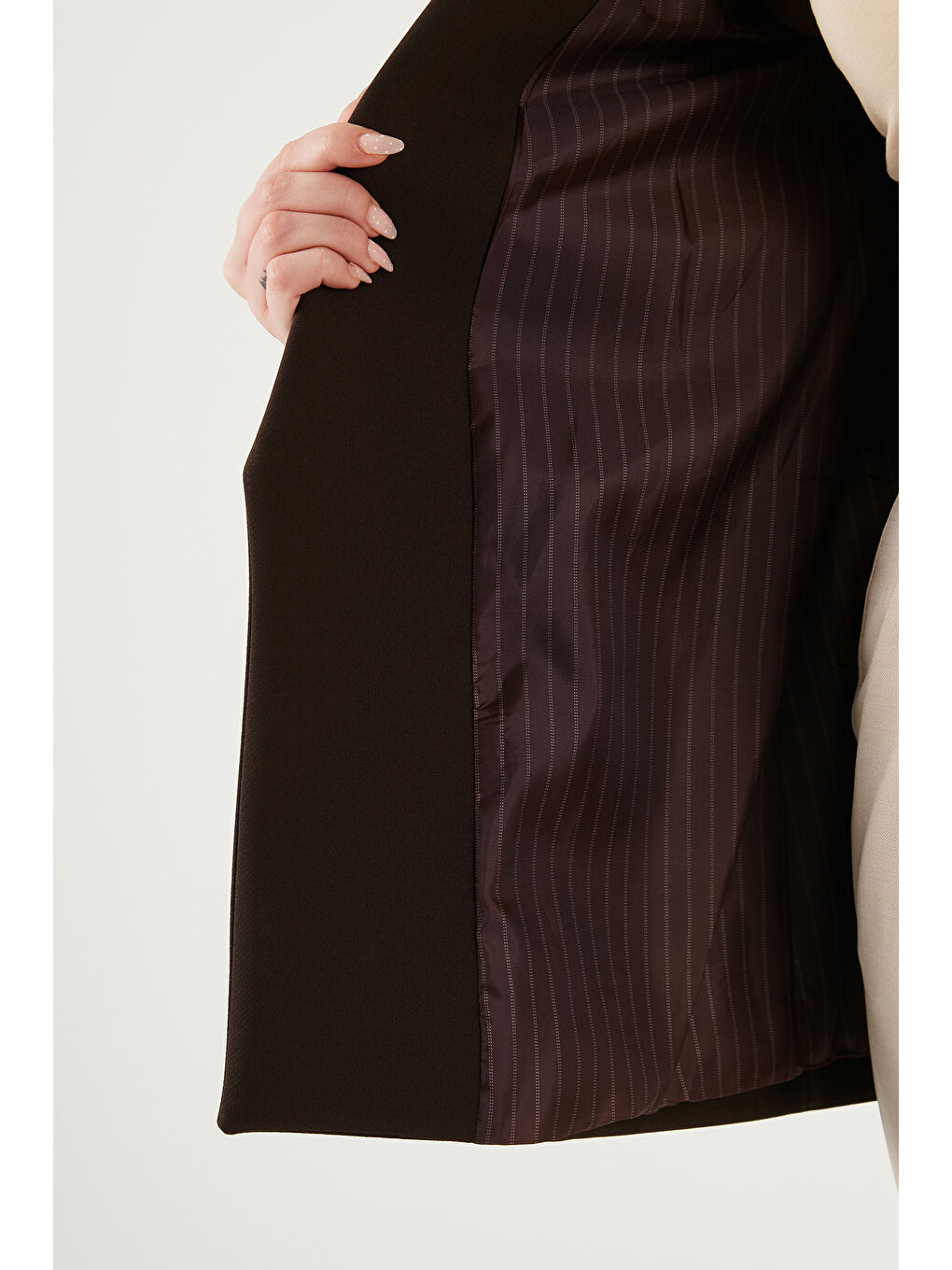 Kahverengi Regular Fit Kruvaze Yaka Desenli Astar Detaylı Kadın Ceket 6927560-5