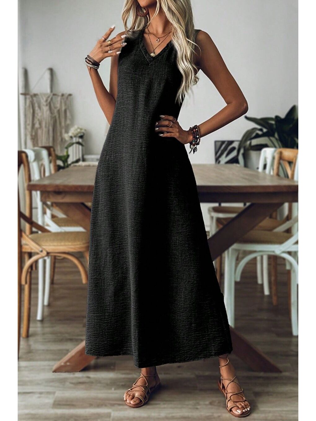 Kadın Siyah V Yaka Kolsuz Maxi Boy Keten Elbise-3