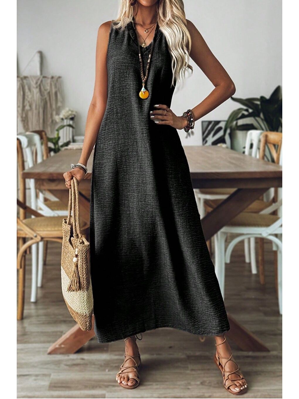 Kadın Siyah V Yaka Kolsuz Maxi Boy Keten Elbise-4